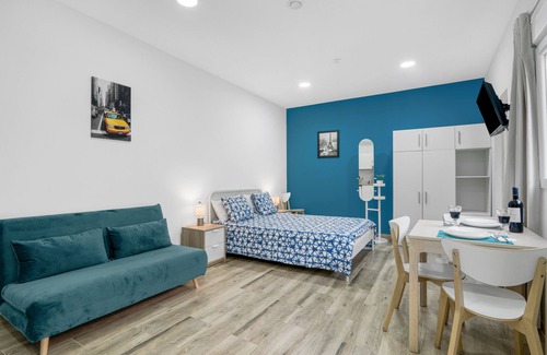 Campoamor Apartment | Holiday Apartment "Umihouse 13" with A/C & Wi-Fi