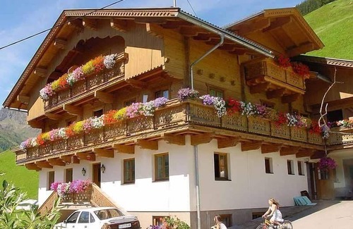 Innervillgraten House | Holiday apartment Innervillgraten for 2 - 5 persons with 2 bedrooms - Holiday house