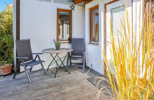 Chieming Apartment | Holiday Apartment "Oestreich" close to Chiemsee Lake with Wi-Fi & Terrace