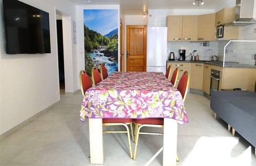 Foncine-le-Haut Apartment | Holiday apartment Foncine le Haut for 1 - 6 persons with 3 bedrooms - Row house