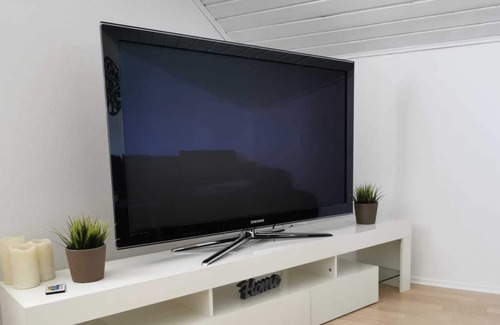 Rotthalmuenster Apartment | Holiday Apartment Ferienwohnung am Kirchfeld with Shared Garden & Wi-Fi