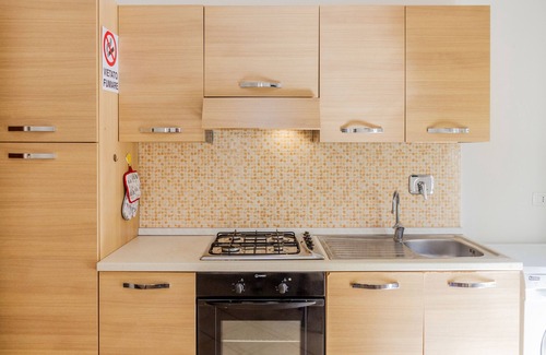Follonica Apartment | Holiday Apartment "Acqua" with Sea View & Private Garden