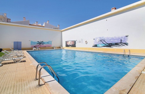Alfa-Mar Apartment | Holiday Apartment 'AE Flat Falesia' with Pool, 2 Private Balconies & Wi-Fi