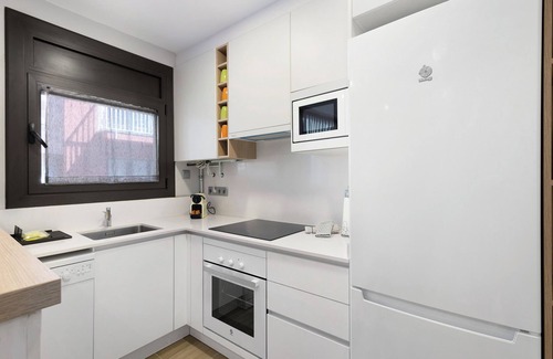 Puigcerda Apartment | Holiday Apartment "Alfons I" with Wi-Fi