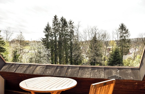 Schliengen Apartment | Holiday Apartment "Am Hohlebach" with Balcony & Wi-Fi
