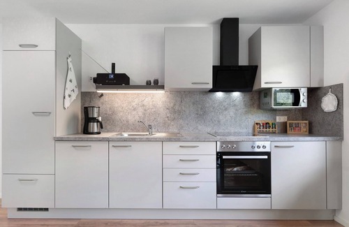 Hundsbach Apartment | Holiday Apartment at the Waterfall with Mountain View, Shared Garden and Wi-Fi