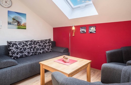 Neukirch Apartment | Holiday Apartment "Birke" with Wi-Fi, Mountain View, Balcony & Garden