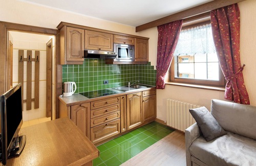 San Rocco Apartment | Holiday Apartment "Casa San Marco n 5" with Mountain View, Balcony & Wi-Fi