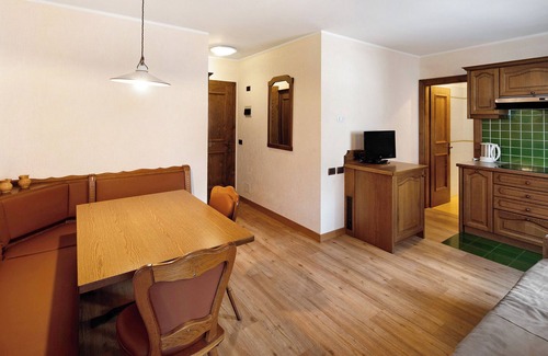 San Rocco Apartment | Holiday Apartment "Casa San Marco n 5" with Mountain View, Balcony & Wi-Fi