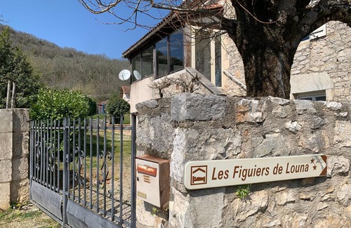Saint-Gery Apartment | Holiday apartment Conduché for 1 - 5 persons with 2 bedrooms - Row house