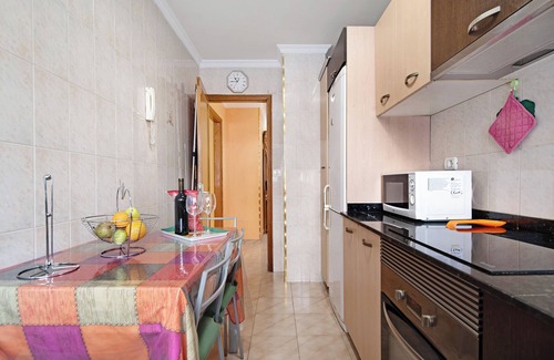 Playa de Arinaga Apartment | Holiday Apartment "Costamar Arinaga" with Wi-Fi
