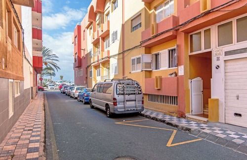 Playa de Arinaga Apartment | Holiday Apartment "Costamar Arinaga" with Wi-Fi