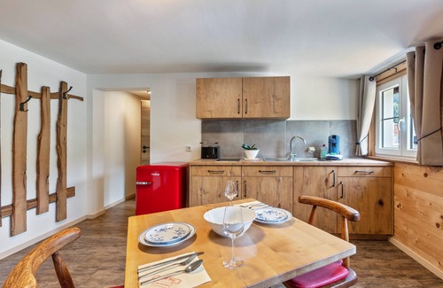 St. Blasien Apartment | Holiday Apartment '2' with Mountain View and Wi-Fi