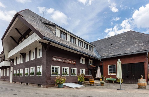 St. Blasien Apartment | Holiday Apartment '1' with Mountain View, Balcony and Wi-Fi