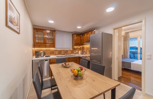 Kanoni Apartment | Holiday Apartment Diamond Suite with Balcony & Wi-Fi