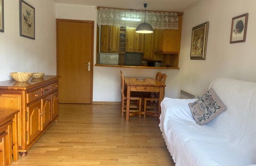 Pla de l'Ermita Apartment | Holiday apartment Caldes de Boi for 1 - 4 persons with 1 bedroom - Holiday apartment in one or multi