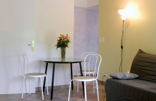 Sainte-Helene-du-Lac House | Holiday apartment Les Mollettes for 1 - 4 persons with 1 bedroom - Holiday house