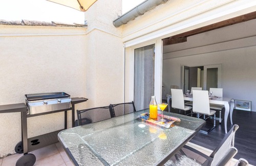 Herepian Apartment | Holiday apartment Hérépian for 1 - 6 persons with 2 bedrooms - Row house