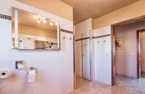Mensfelden Apartment | Holiday apartment Hünfelden for 4 - 10 persons with 4 bedrooms - Holiday apartment