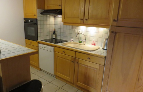 Samoens Apartment | Holiday Apartment in Samoens Centre 60mܑ 2 bedrooms + bunk room Wi-Fi TV & DVD