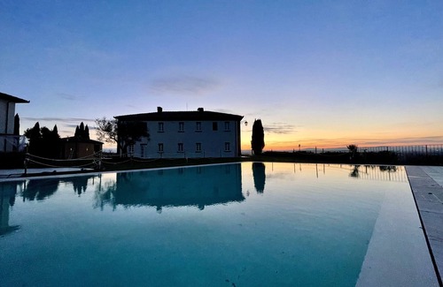 Valiano Apartment | Holiday Apartment "Lilla" with Shared Pool, Shared Garden & Wi-Fi