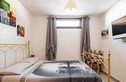 Arbatax Apartment | Holiday Apartment 'La Tavernetta' with Shared Pool, Shared Terrace and Shared Garden