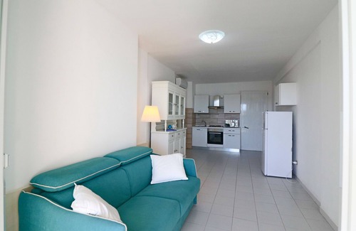 Otranto Apartment | Holiday Apartment "Lucrezia" with Air Conditioning and Panoramic Sea View