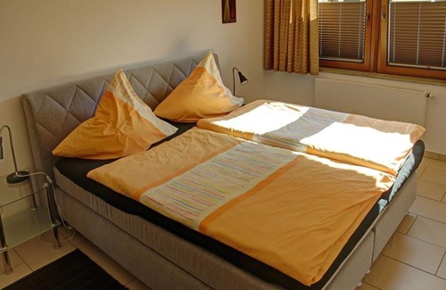Hillesheim Apartment | Holiday apartment -Non-smoking up to max. 2 pers. - Guesthouse Kloep