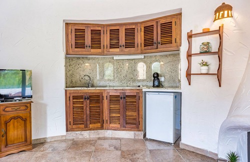 Son Moja Apartment | Holiday apartment Oasis on the upper floor with comfort and charm, pool, and a prime location close to the beach in Cala Santanyí