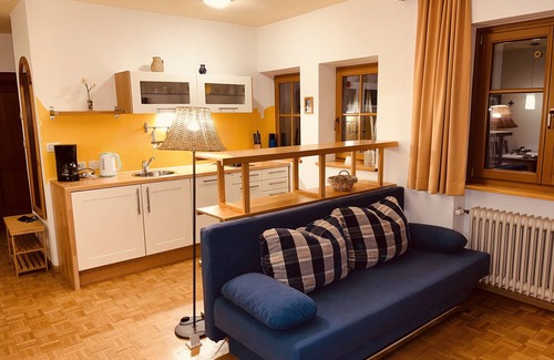 Castelrotto Apartment | Holiday Apartment 'Residenz Zirmer Wohnung Feuer' with Mountain View, Shared Garden and Wi-Fi