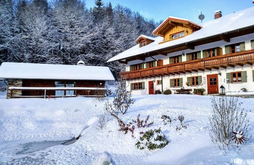 Spiegelau Apartment | Holiday apartment Spiegelau for 1 - 4 persons with 1 bedroom - Holiday apartment in one or multi-fam