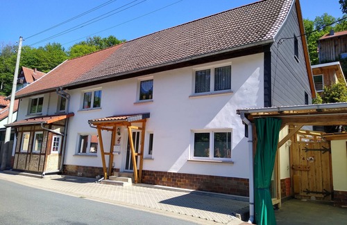 Altenbrak Apartment | Holiday Apartment "Stelldichein" with Shared Terraces & Wi-Fi
