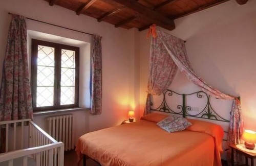 Torgiano Other | Holiday apartment Torgiano for 1 - 6 persons with 3 bedrooms - Farmhouse