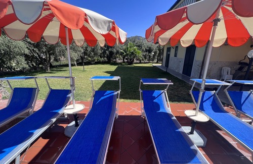 Syracuse Villa | Holiday Apartment Villa Ludovica, Swimming pool 6x12, padel field, Jacuzzi