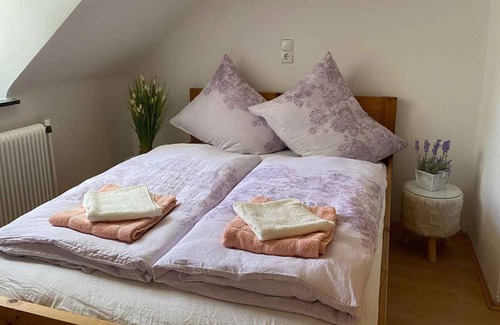 Bad Ischl Apartment | Holiday Apartment With Mountain View and Garden