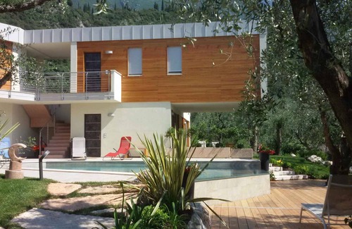 Campagnola Apartment | Holiday apartment with terrace and pool