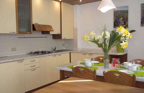 Montioni Apartment | Holiday apartment with outdoor swimming pool