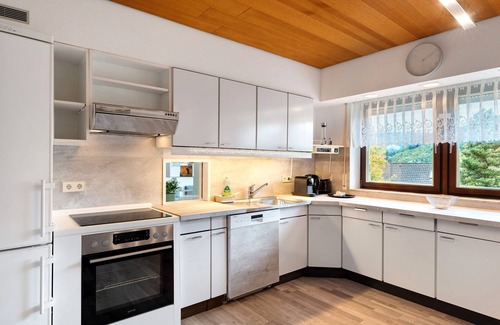 Odsbach Apartment | Holiday Apartment 'Zahner' with Mountain View, Private Terrace and Wi-Fi
