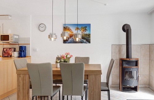 Gaienhofen Apartment | Holiday Apartment 'Zeller' with Private Terrace and Wi-Fi
