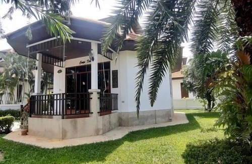 Wang Pong House | Holiday cottage "Manora Village