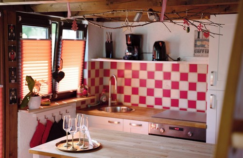 Bad Peterstal-Griesbach Apartment | Holiday Apartment 'Ferienwohnung Schwarzwald Engel' with Loggia, Balcony & Wi-Fi