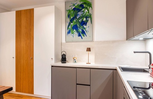 Bad Wilhelmshoehe Apartment | Holiday Apartment 'Ederweg' with Private Terrace and Wi-Fi