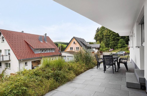 Schonach im Schwarzwald Apartment | Holiday Apartment 'Windradblick' with Private Terrace and Wi-Fi