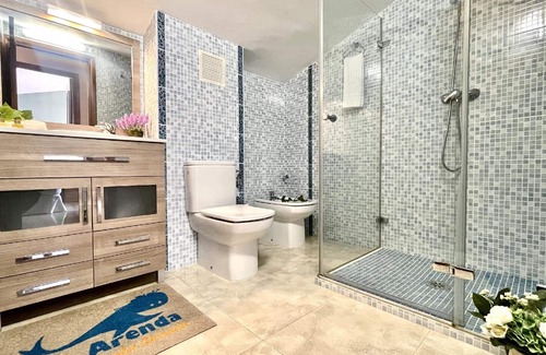 L'Hospitalet de l'Infant House | Holiday house Hospitalet del Infante for 1 - 8 persons with 5 bedrooms - Holiday home