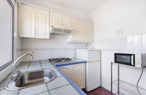Puerto de la Estaca House | Holiday Home 'El Puerto De La Estaca 3' with Sea View, Private Garden and Balcony