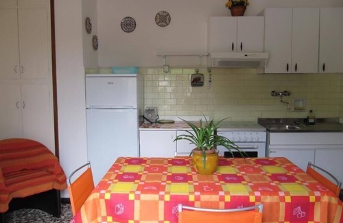 Salsomaggiore Terme Apartment | Holiday flat with balcony for 3 persons
