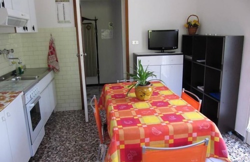 Salsomaggiore Terme Apartment | Holiday flat with balcony for 3 persons