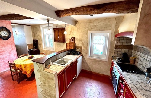 Riez Apartment | Holiday flat "Samson" with fireplace