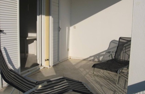 Foinikounta Apartment | Holiday flat with a view of the water