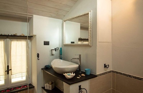 Cervo Apartment | Holiday flat with charm and a view of the sea